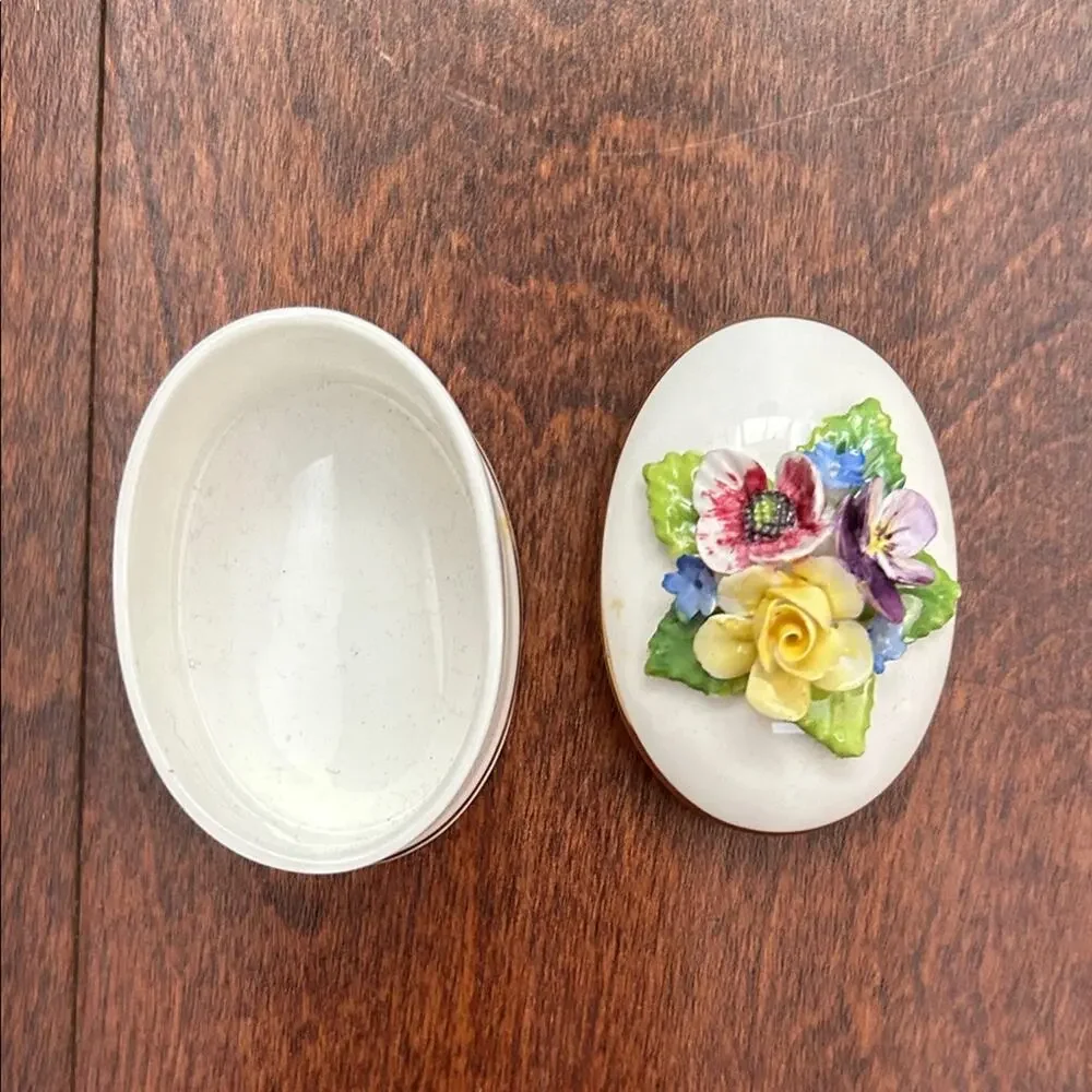 Vintage Crown Staffordshire Oval Fine Bone China Trinket Box w/ Painted Flowers
